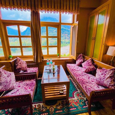 The Hollywood Vibes - #Riverview #Premium Rooms #Prime Location #Most Awarded #Parking #Top Rated #Open Terrace #Best Selling Hotel In Manali 외부 사진