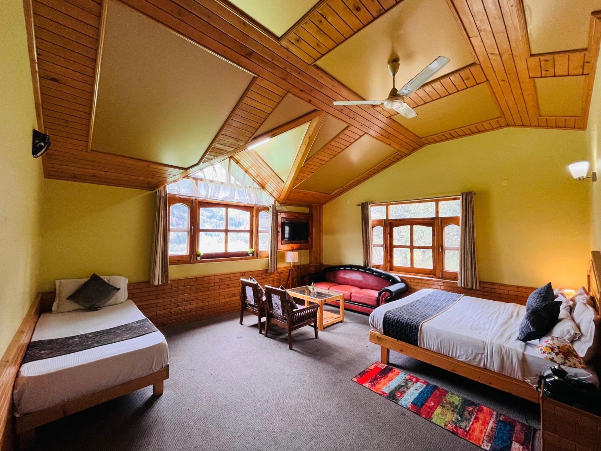 The Hollywood Vibes - #Riverview #Premium Rooms #Prime Location #Most Awarded #Parking #Top Rated #Open Terrace #Best Selling Hotel In Manali 외부 사진