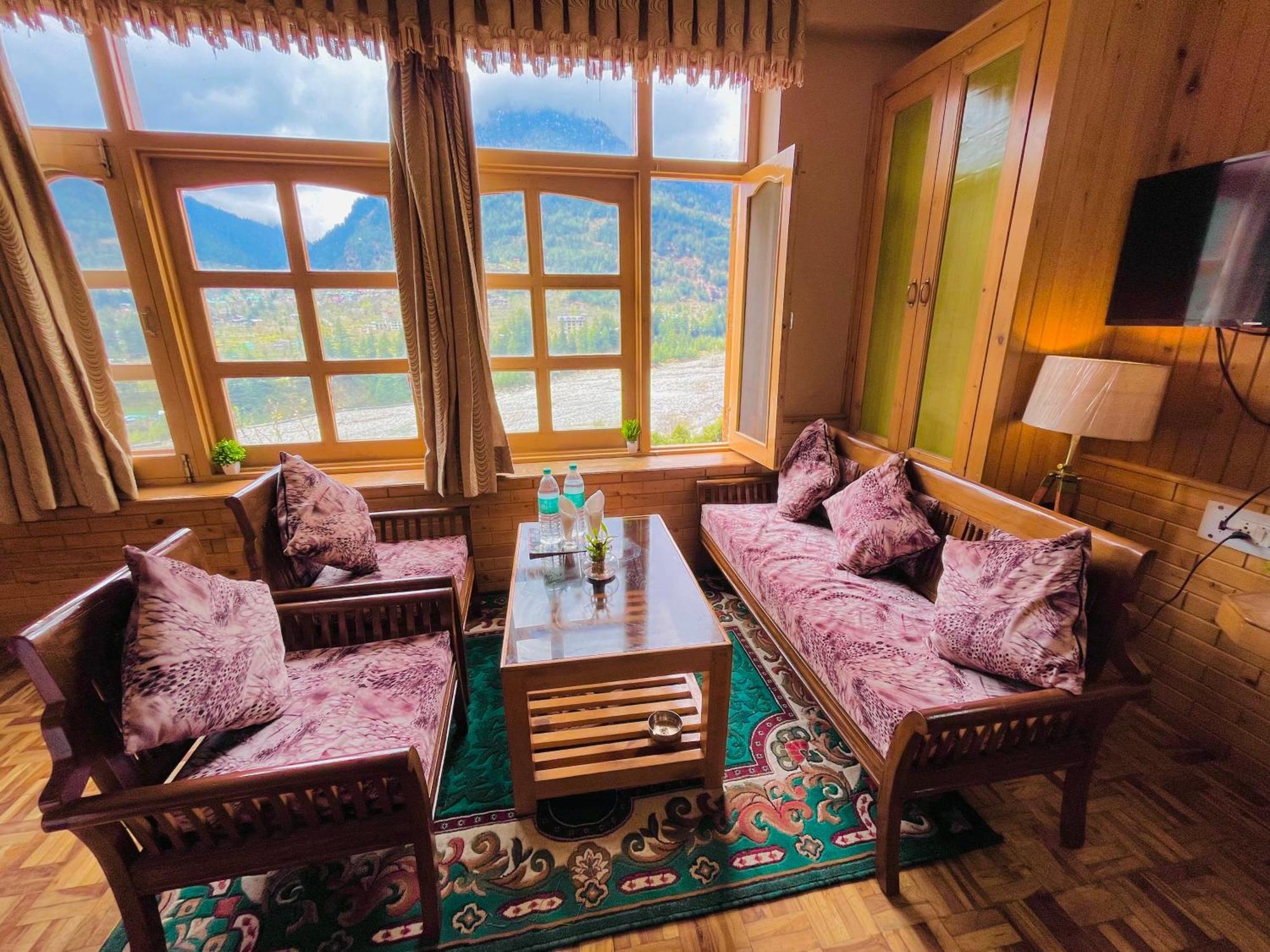 The Hollywood Vibes - #Riverview #Premium Rooms #Prime Location #Most Awarded #Parking #Top Rated #Open Terrace #Best Selling Hotel In Manali 외부 사진