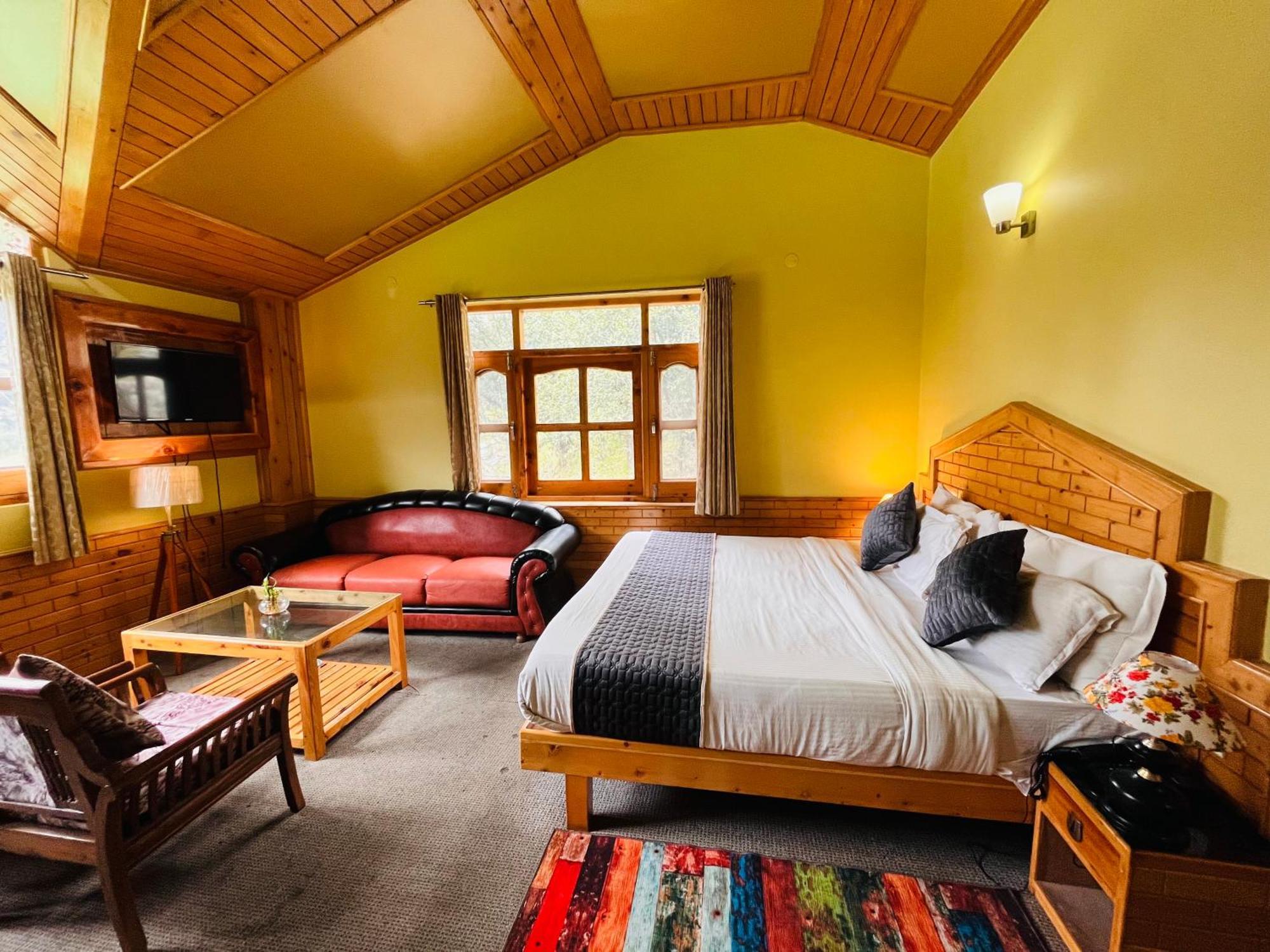 The Hollywood Vibes - #Riverview #Premium Rooms #Prime Location #Most Awarded #Parking #Top Rated #Open Terrace #Best Selling Hotel In Manali 외부 사진