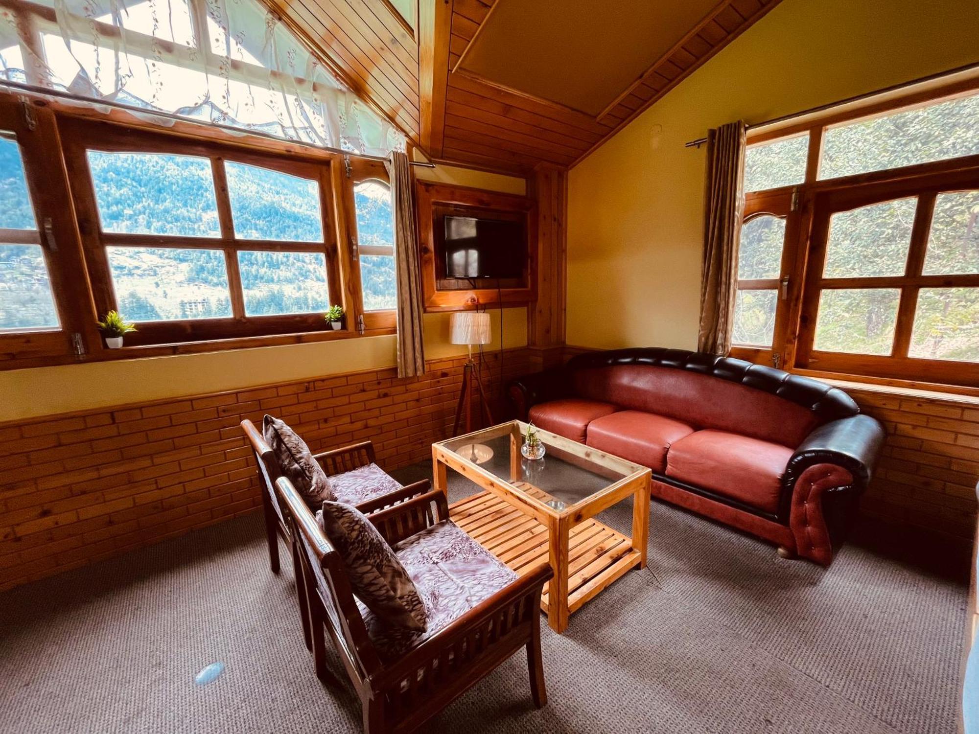The Hollywood Vibes - #Riverview #Premium Rooms #Prime Location #Most Awarded #Parking #Top Rated #Open Terrace #Best Selling Hotel In Manali 외부 사진